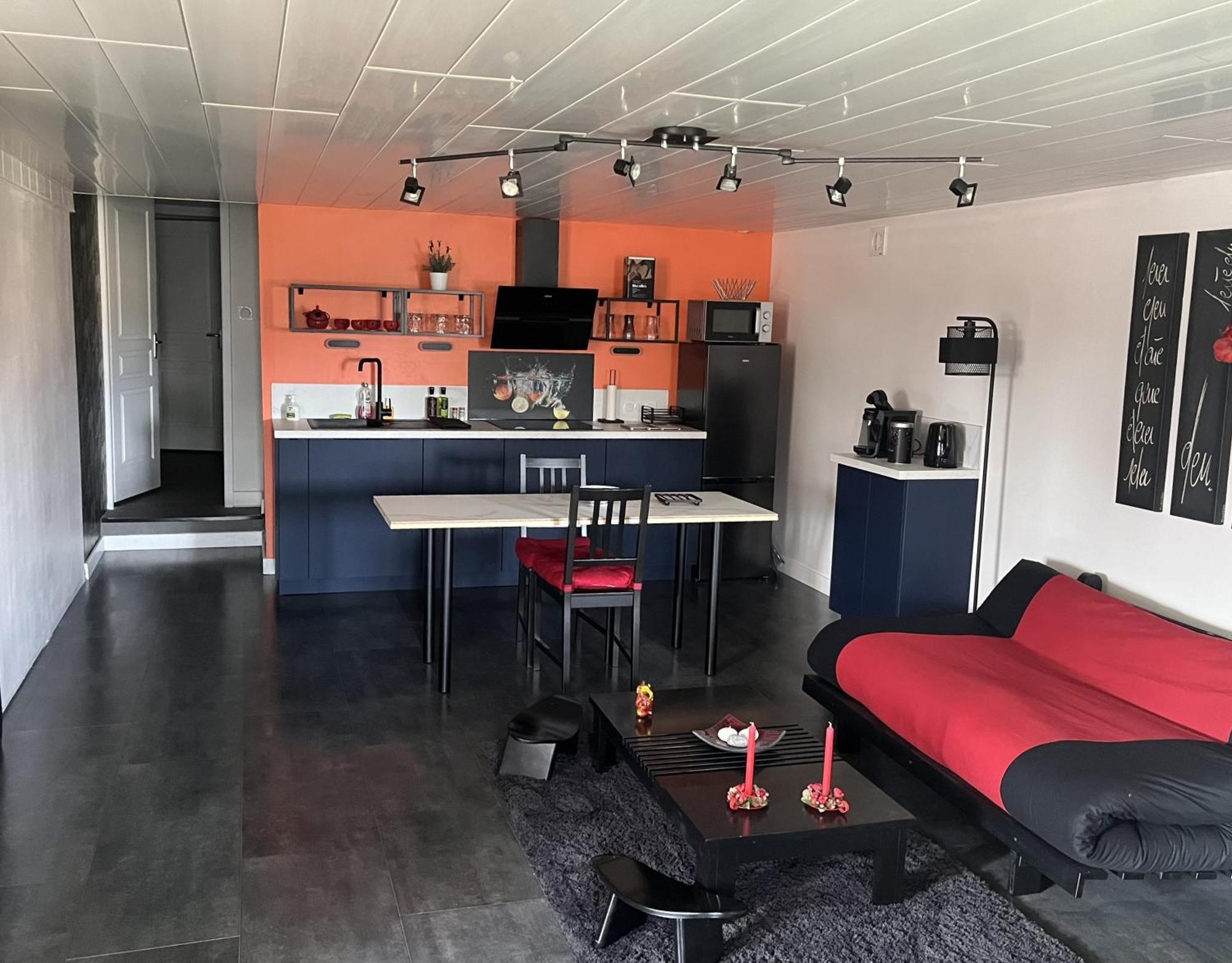 Comme Dans Un Ecrin - T2 De 50 M² Avec Jardin, Terrasse Et Piscine Apartment Vernaison Bagian luar foto