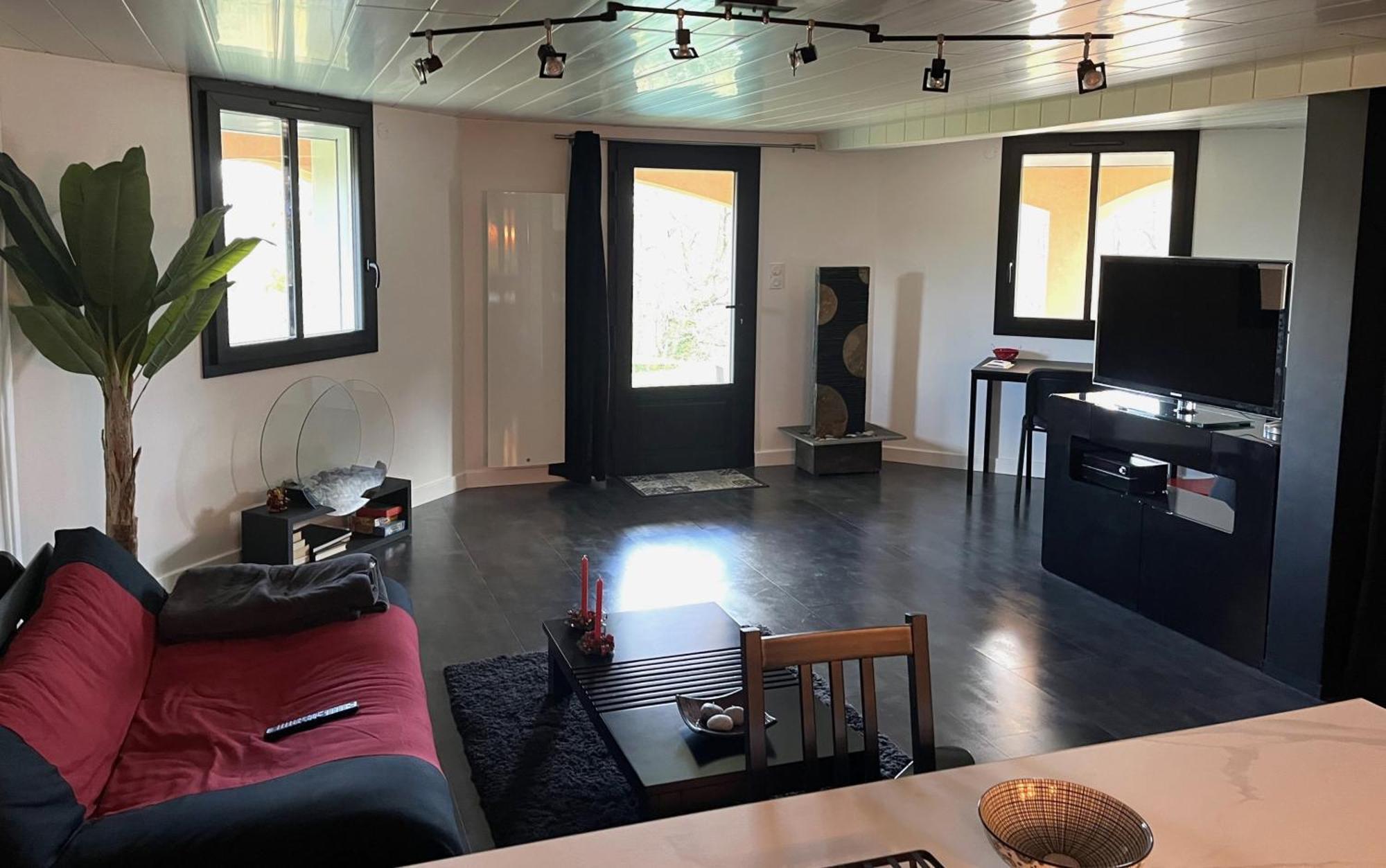 Comme Dans Un Ecrin - T2 De 50 M² Avec Jardin, Terrasse Et Piscine Apartment Vernaison Bagian luar foto