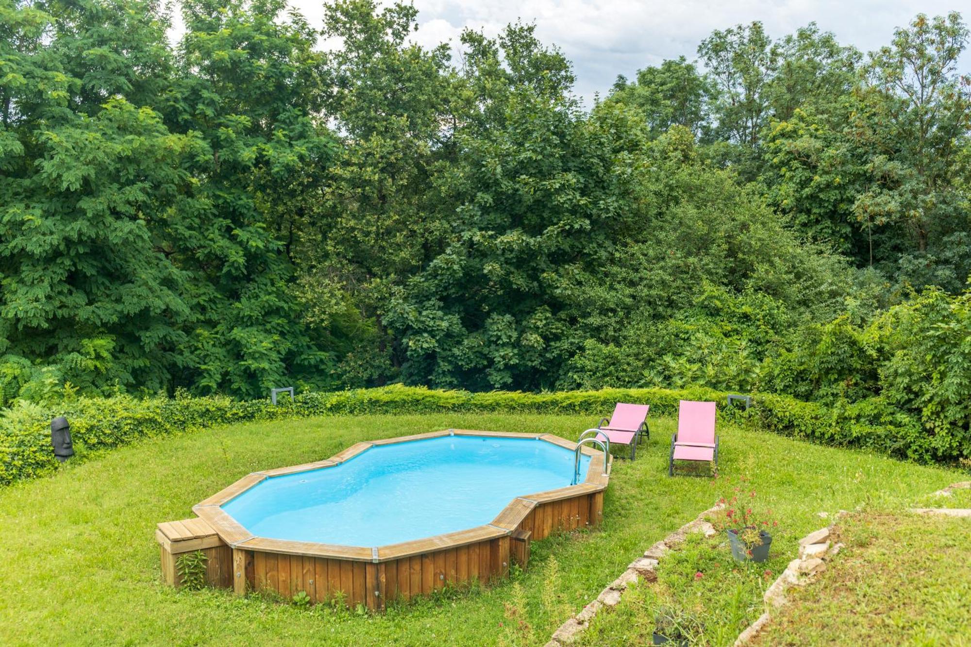 Comme Dans Un Ecrin - T2 De 50 M² Avec Jardin, Terrasse Et Piscine Apartment Vernaison Bagian luar foto